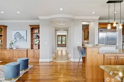 217 7th Avenue W, Kirkland, WA 98033 - Photo 3