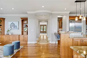 217 7th Ave W, Kirkland, WA 98033 - Photo 3