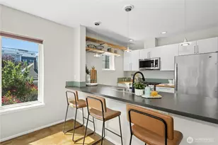 241 11th Ave E, Seattle, WA 98102 - Photo 3