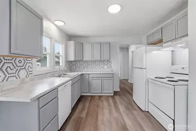 416 NW 5th Avenue, Kelso, WA 98626 - Photo 13