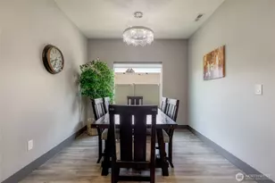35 NE Alpine Dr, College Place, WA 99324 - Photo 7