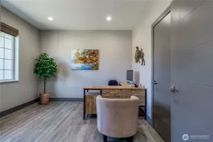 35 NE Alpine Dr, College Place, WA 99324 - Photo 9