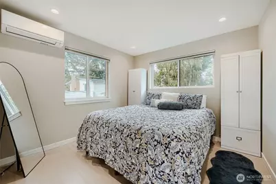 12534 C 5th Avenue NE, Seattle, WA 98125 - Photo 11