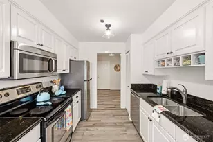 1902 Bridgeport Way W, University Place, WA 98466 - Photo 11