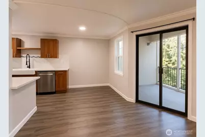 12744 NE 116th Street #K21, Kirkland, WA 98034 - Photo 7