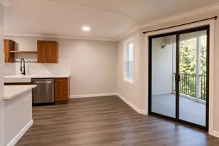 12744 NE 116th St, Kirkland, WA 98034 - Photo 7