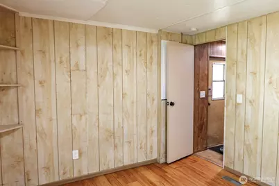 2106 Kent Avenue W, Bremerton, WA 98312 - Photo 17