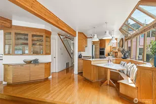 10 E Roanoke St, Seattle, WA 98102 - Photo 9