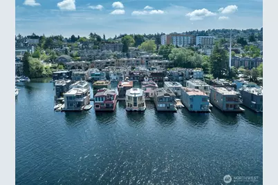 10 E Roanoke Street #8, Seattle, WA 98102 - Photo 29
