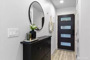 3953 1st Ave NE, Seattle, WA 98105 - Photo 5