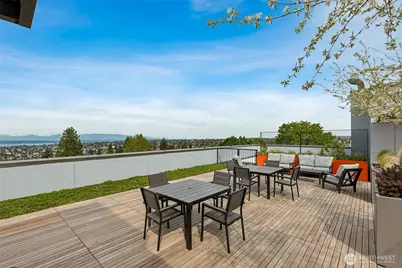 5819 Phinney Avenue N #405, Seattle, WA 98103 - Photo 13