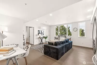 5819 Phinney Avenue N #405, Seattle, WA 98103 - Photo 5