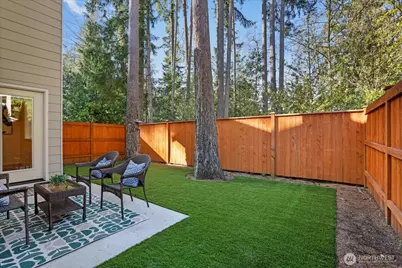 121 171st Place SW #B, Bothell, WA 98012 - Photo 33