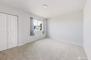 1066 SW 99th Pl, Seattle, WA 98106 - Photo 11