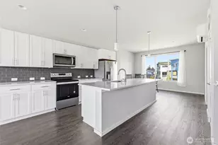 1066 SW 99th Pl, Seattle, WA 98106 - Photo 21