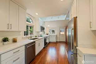 11556 17th Ave NE, Seattle, WA 98125 - Photo 11