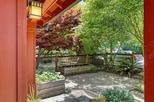 2130 N 113th St, Seattle, WA 98133 - Photo 3