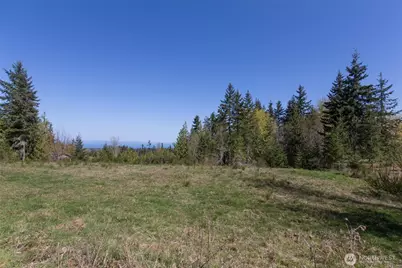 112 Chasewood Drive, Port Angeles, WA 98363 - Photo 7