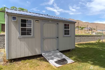 462 Beach Street, Pateros, WA 98846 - Photo 17