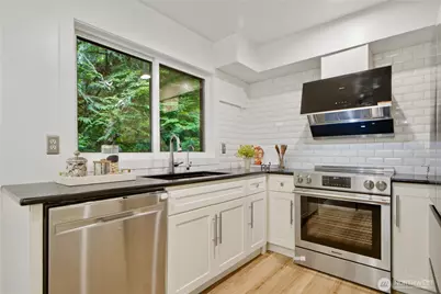 17409 NE 88th Place #9E, Redmond, WA 98052 - Photo 11