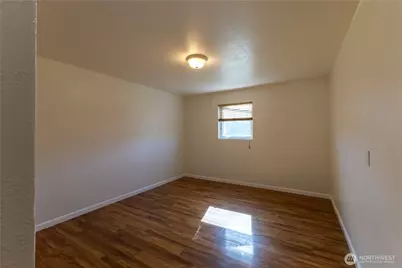 1102 N Sheridan Avenue, Tacoma, WA 98403 - Photo 23