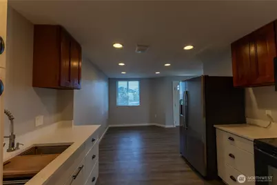 1102 N Sheridan Avenue, Tacoma, WA 98403 - Photo 13