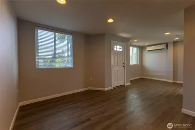 1102 N Sheridan Avenue, Tacoma, WA 98403 - Photo 9