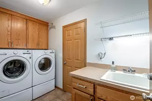 8214 70th Ave Ct E, Puyallup, WA 98371 - Photo 21