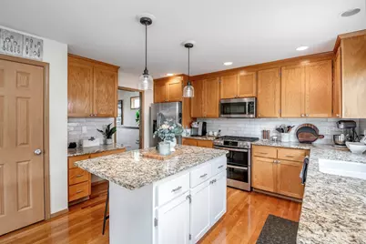 8214 70th Avenue Ct E, Puyallup, WA 98371 - Photo 9