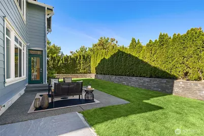 2496 33rd Avenue NE, Issaquah, WA 98029 - Photo 9