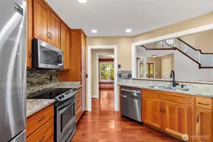 2219 NE Riddell Rd, Bremerton, WA 98310 - Photo 21