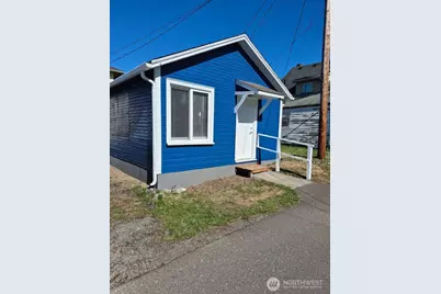 2412 Everett Avenue #1/2, Everett, WA 98201 - Photo 11