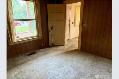 605 Morris Avenue S, Renton, WA 98057 - Photo 9
