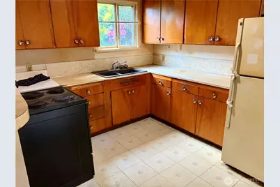 605 Morris Avenue S, Renton, WA 98057 - Photo 11