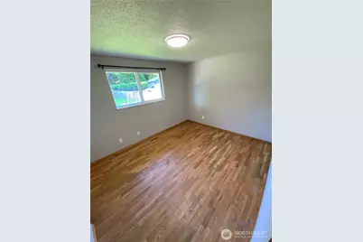 621 Brookdale Road E, Tacoma, WA 98445 - Photo 13