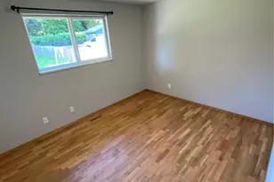 621 Brookdale Rd E, Tacoma, WA 98445 - Photo 13