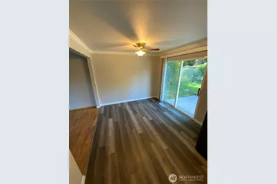 621 Brookdale Road E, Tacoma, WA 98445 - Photo 7