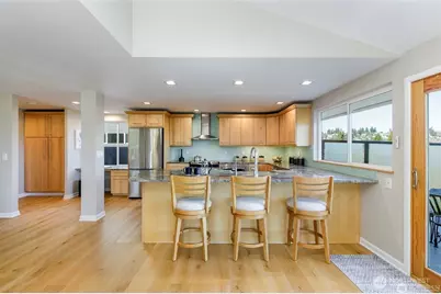 6001 60th Avenue NE, Seattle, WA 98115 - Photo 13