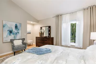 6001 60th Avenue NE, Seattle, WA 98115 - Photo 19