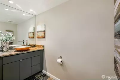 6001 60th Avenue NE, Seattle, WA 98115 - Photo 17
