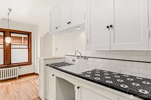 220 W Olympic Pl, Seattle, WA 98119 - Photo 11