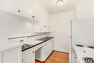 220 W Olympic Pl, Seattle, WA 98119 - Photo 9
