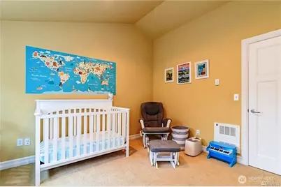 725 N 95th Street #C, Seattle, WA 98103 - Photo 9