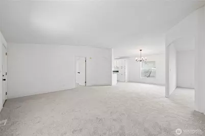 11100 4th Avenue W #22, Everett, WA 98204 - Photo 5