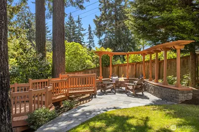 2400 100th Avenue NE, Bellevue, WA 98004 - Photo 25