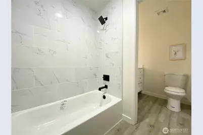 9302 Redmond Woodinville Rd NE #206, Redmond, WA 98052 - Photo 5