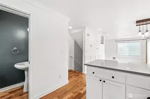 9011 46th Ave S, Seattle, WA 98118 - Photo 11