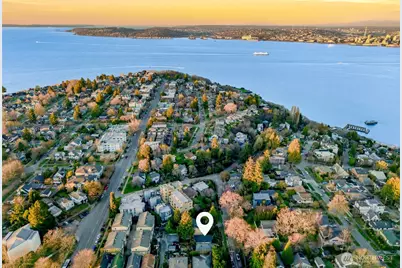 1927 42nd Avenue SW, Seattle, WA 98116 - Photo 35