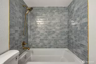 14527 NE 40th St, Bellevue, WA 98007 - Photo 15