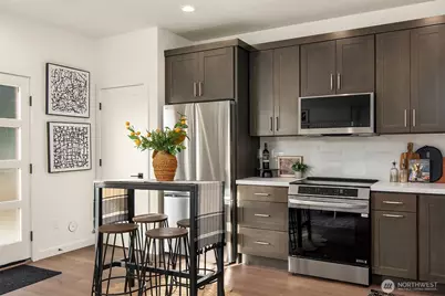 12002 20th Avenue NE, Seattle, WA 98125 - Photo 9